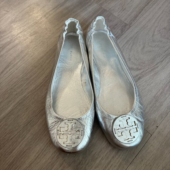 Tory Burch Reva Ballet Flats Metallic Silver Leather Women’s Size 8.5 - Picture 3 of 7